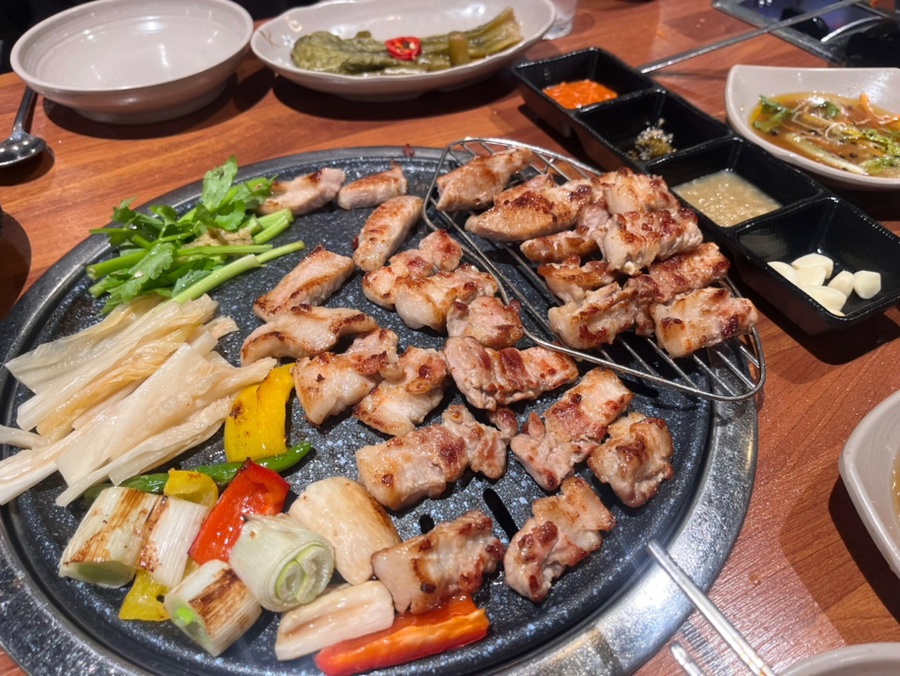 군산꽃삼겹 수송점 이미지