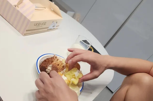 네모네모베이커리 이미지