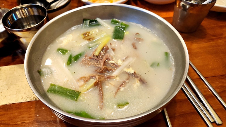 이화수전통육개장 보라매점 이미지