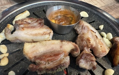 시장숯불뒷고기 이미지