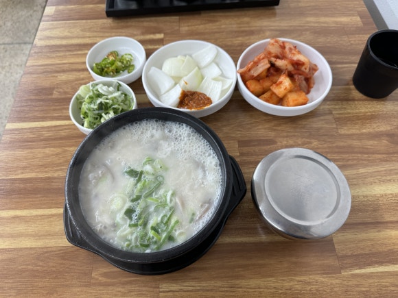 먹골6남매국밥 이미지