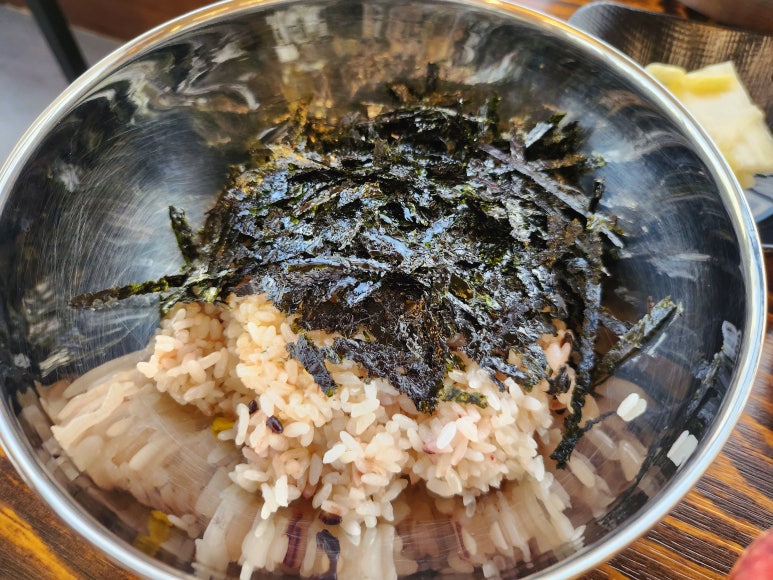 섬집칼국수아구불고기 이미지