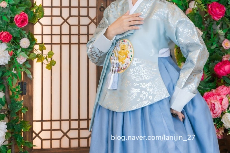 지지배배스튜디오 이미지