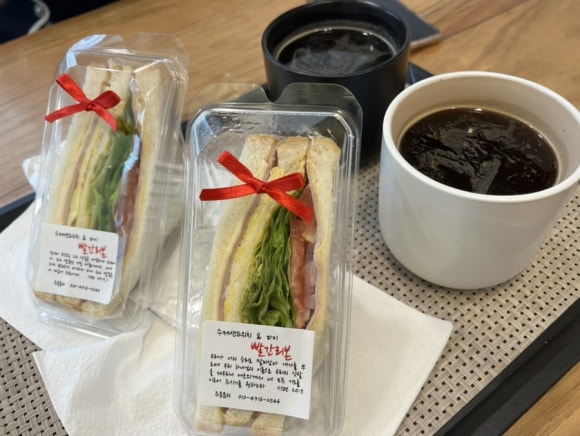 빨간리본샌드위치 사진 7