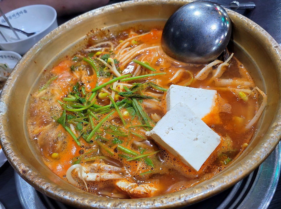 팔팔 찌개마을 이미지