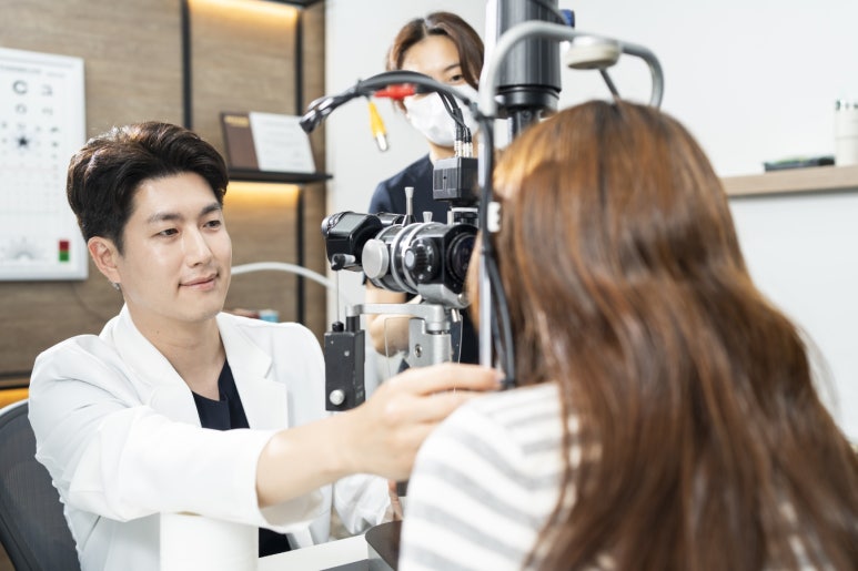 천안김안과천안역의원 이미지