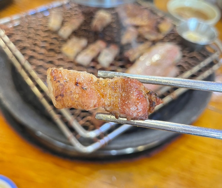 넓은마당참숯화로구이 이미지