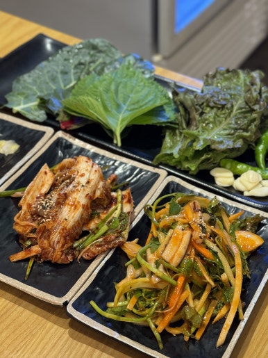 한방서울왕족발불보쌈불족발 이미지