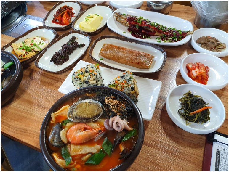 기와집 수제비 이미지
