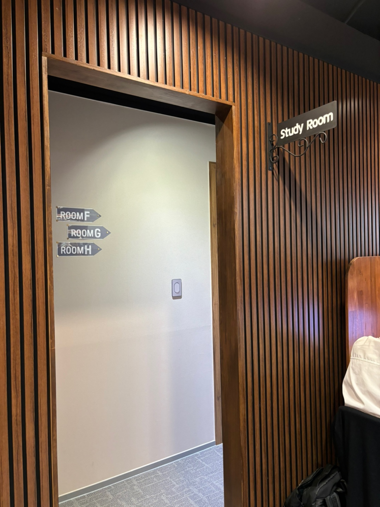 커피랑도서관정자카페 이미지