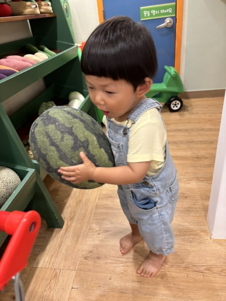 요미요미 키즈카페 이미지