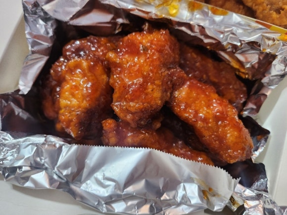 동큐치킨 이미지