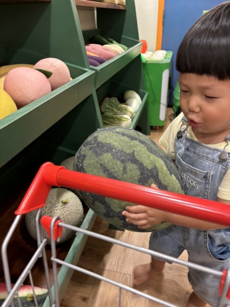 요미요미 키즈카페 이미지