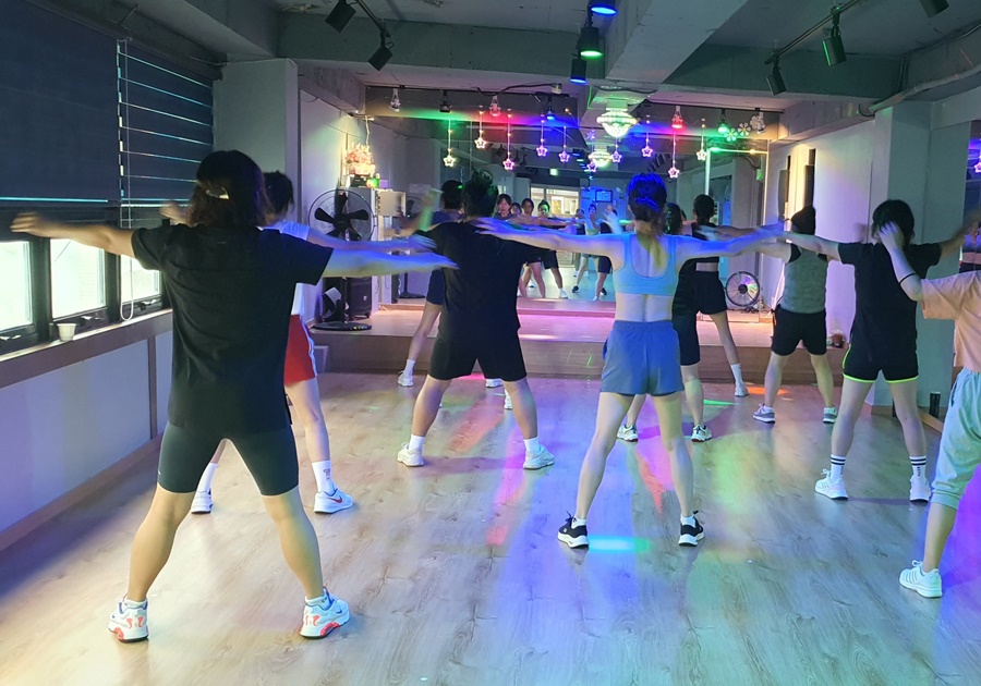 안은영댄스플러스 이미지