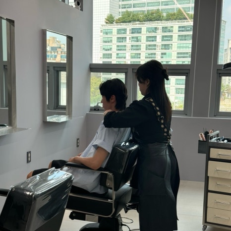 격이다른남자머리 이미지