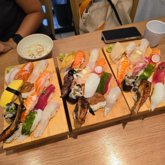 가락정초밥 이미지