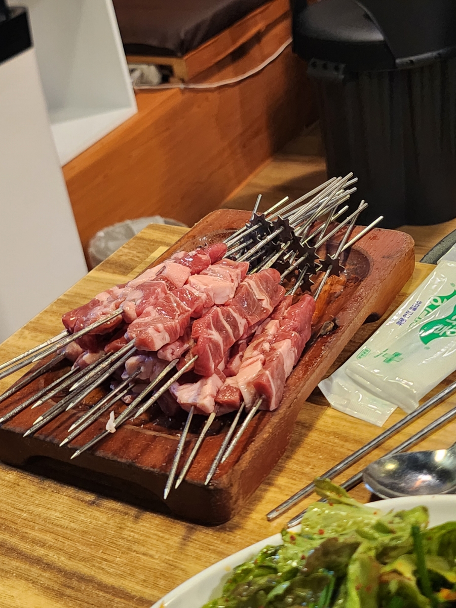 윤서양갈비참숯구이 이미지
