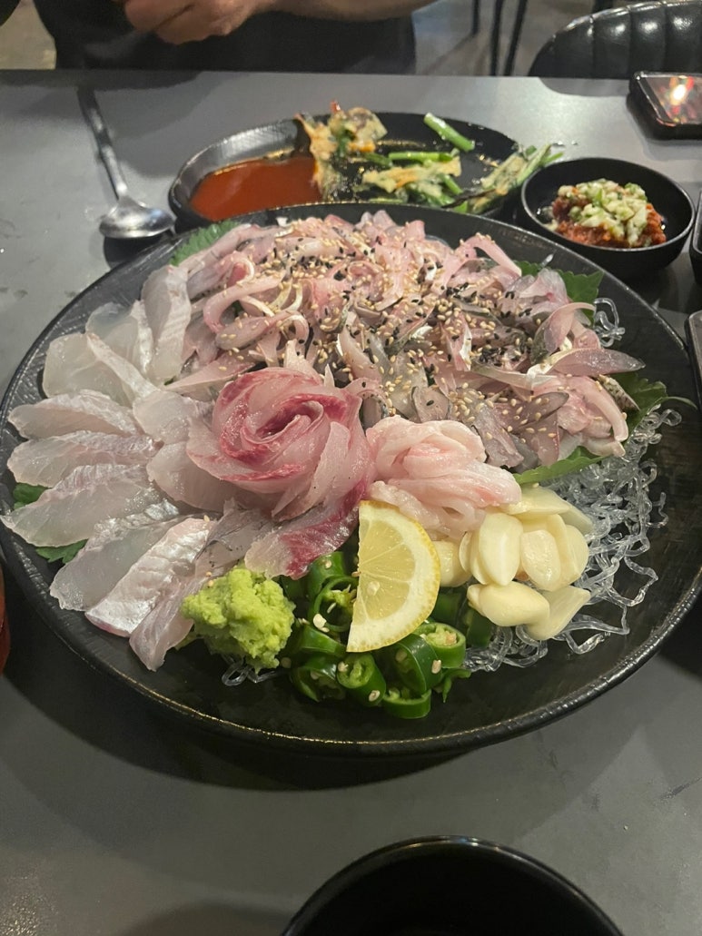 동경횟집 이미지