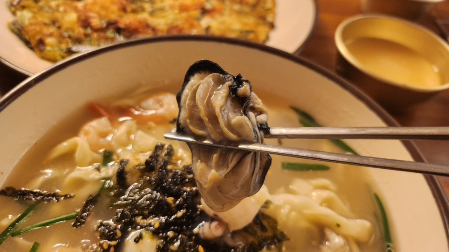 뜨락칼국수 이미지