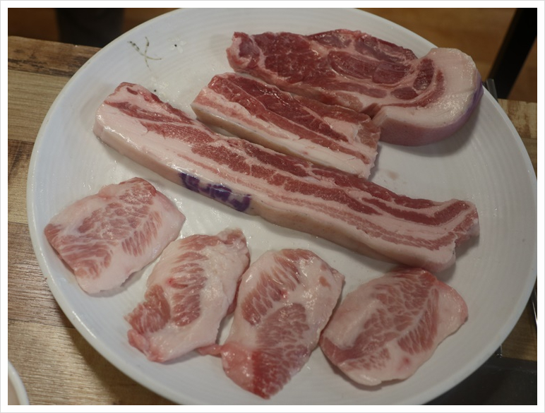 돼지한마당 이미지