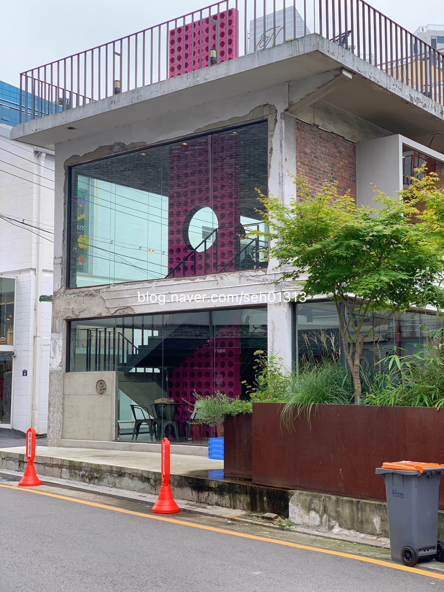 카페줄루(성수점) 이미지