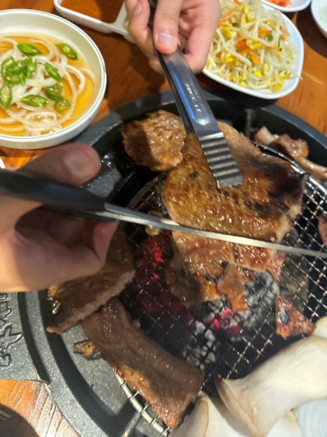 자연숯불화로구이 이미지