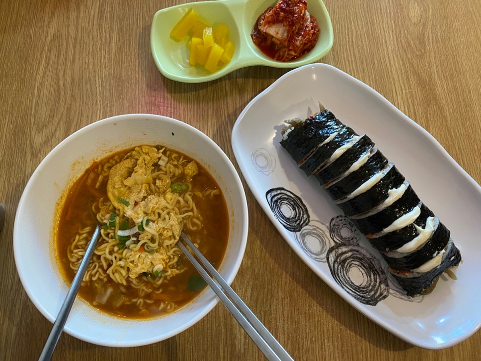 이공김밥신당 이미지