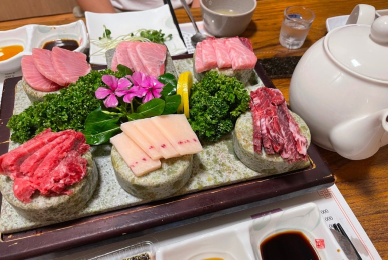필참치 이미지