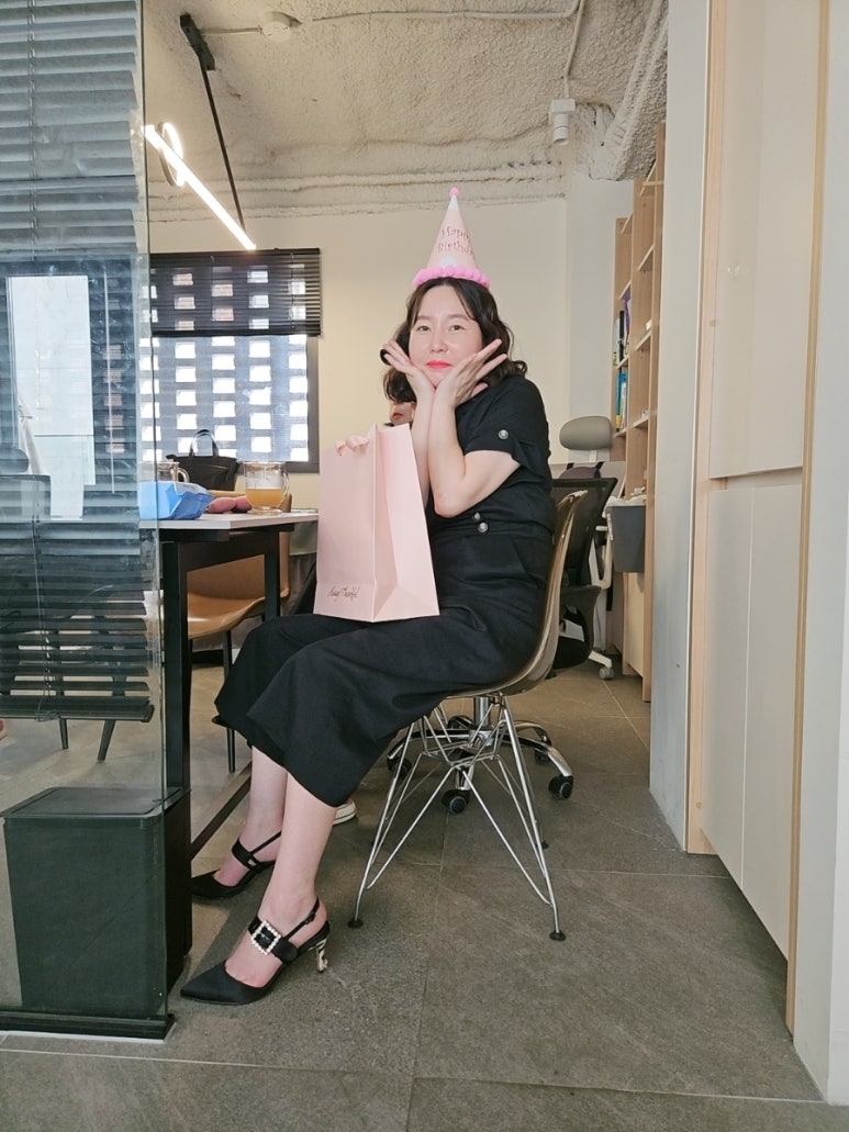이브스 네일 이미지