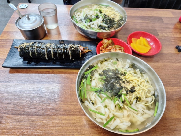 무진장칼국수 이미지
