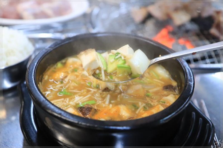먹으면돼지 이미지