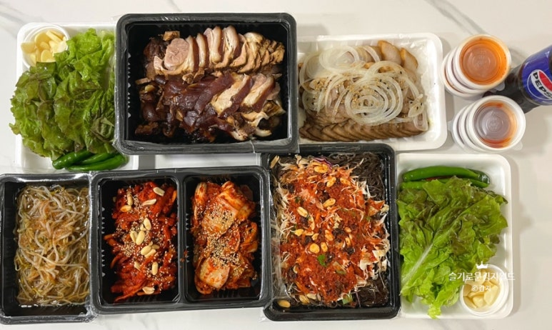 본가장충동왕족발 이미지