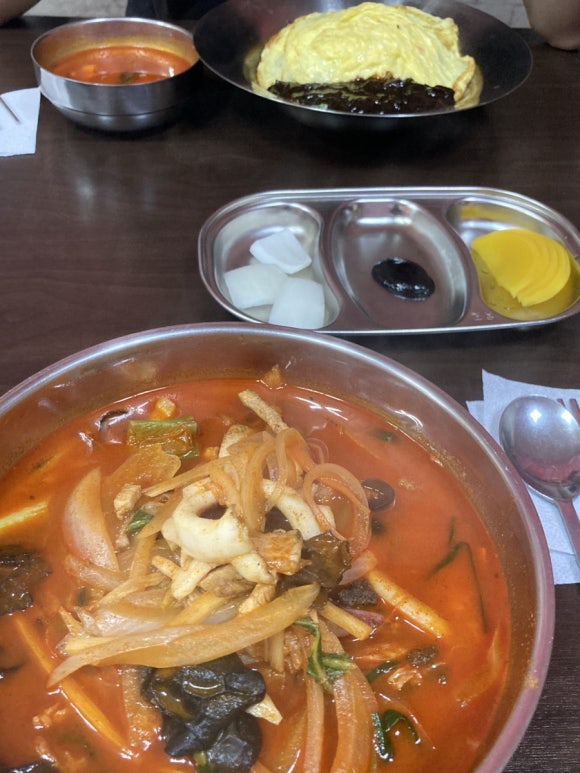 주홍짬뽕 이미지