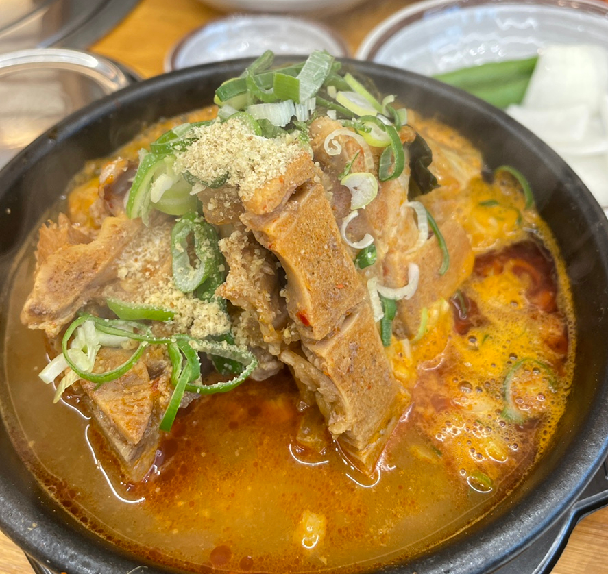 통큰감자탕해장국 이미지