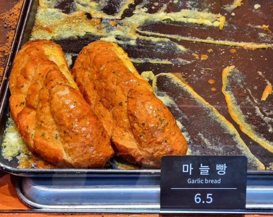 단골마늘빵 이미지
