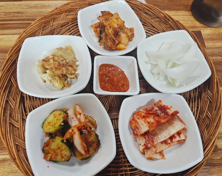 연일소문난닭개장 이미지