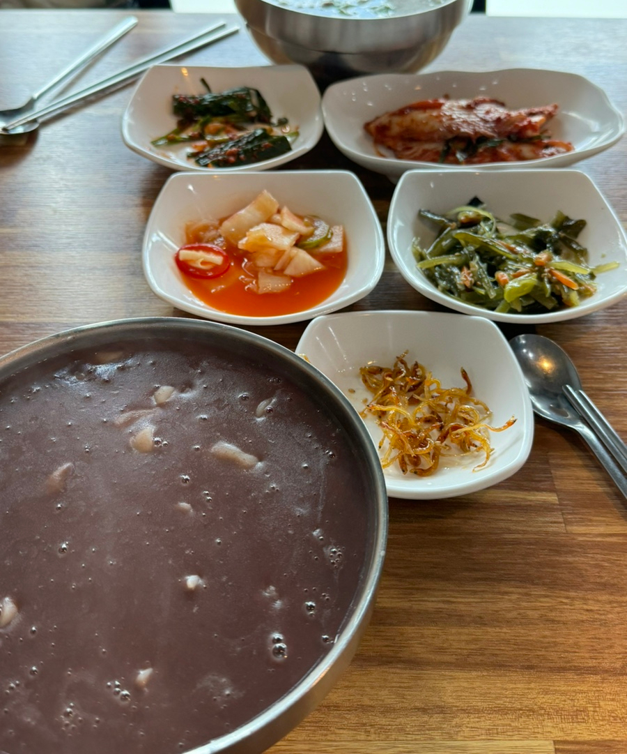 금손팥칼국수 이미지