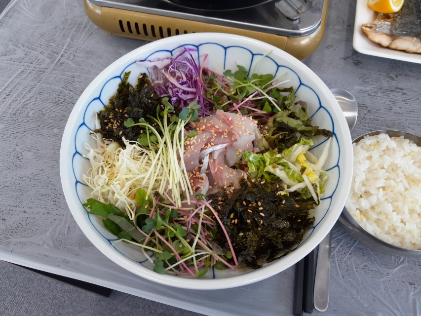 본전횟집 이미지