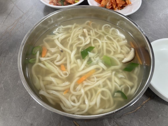 모란칼국수 이미지