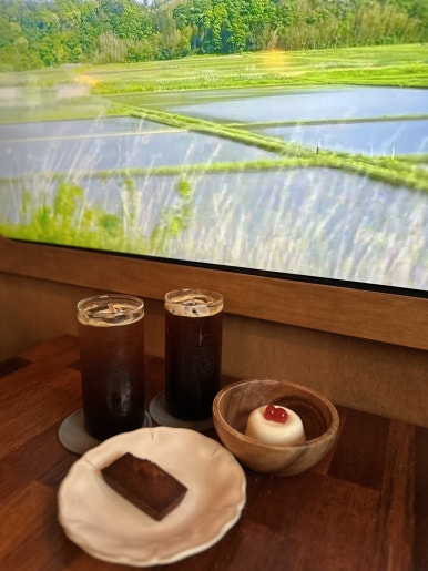 위스커스레일 이미지
