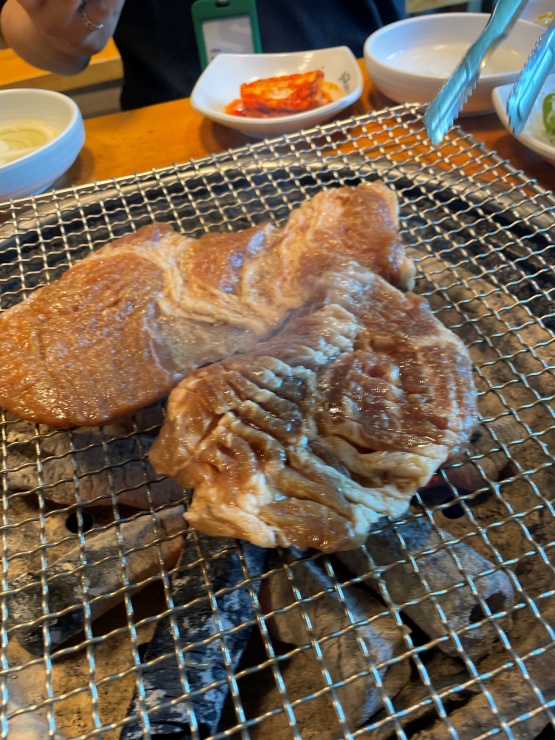 굴다리숯불돼지갈비 이미지