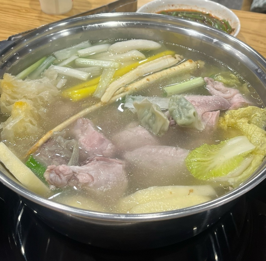 건강한닭한마리 이미지