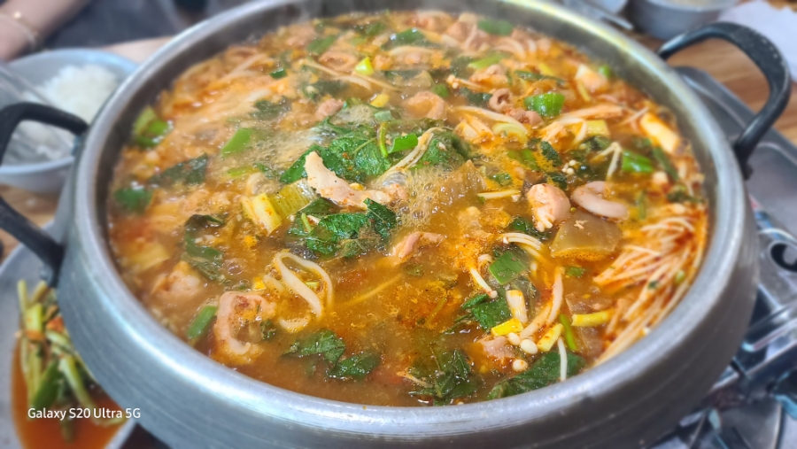 할머니딸숯불곱창마을 이미지