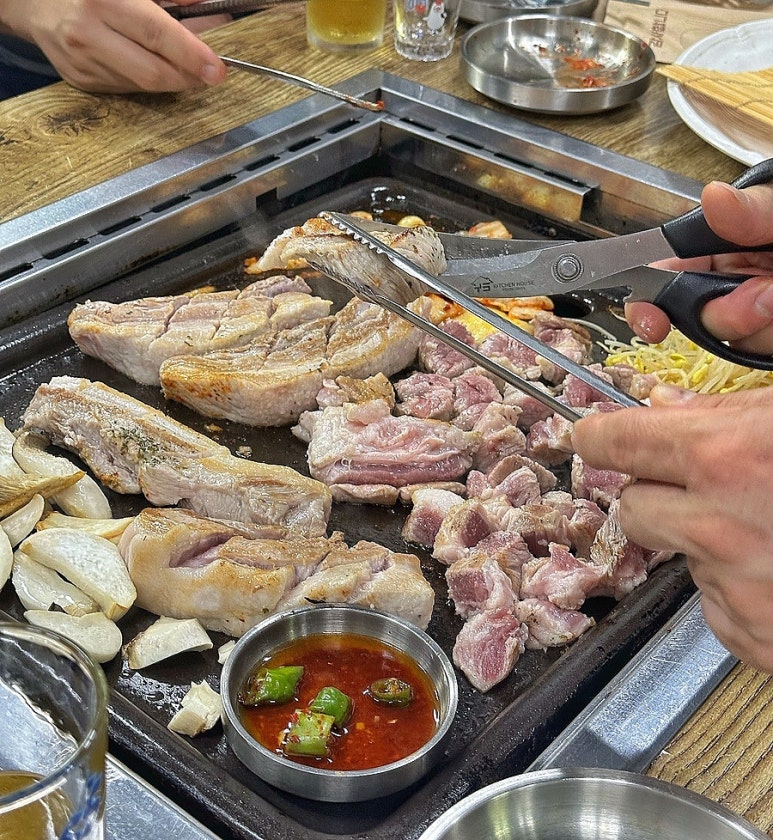 복순이암돼지 이미지