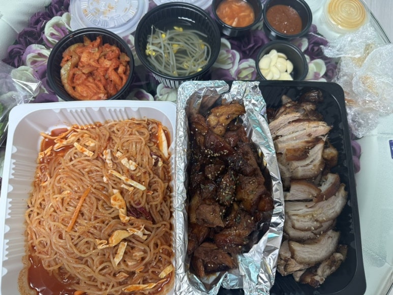 숯불구이족발 꾸이족 이미지