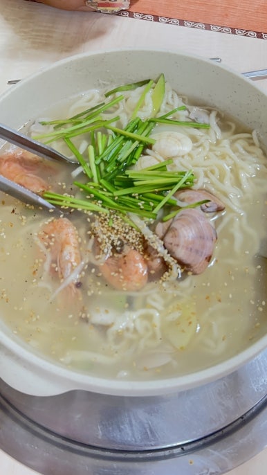 비오네손칼국수 이미지