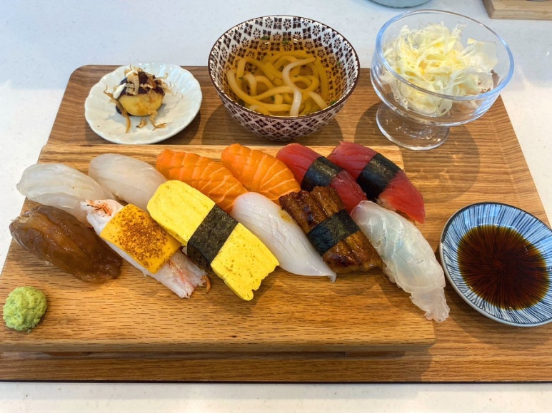 [블챌] 스페셜 포토덤프 2주 차 청주 가경동 초밥 맛집 모둠초밥B 혼밥 내돈내산 네이버 블로그