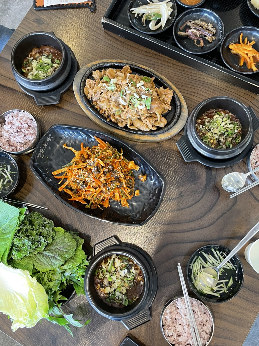 우렁이쌈밥 이미지