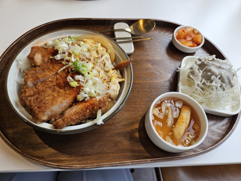 시올돈 충주호암점 이미지