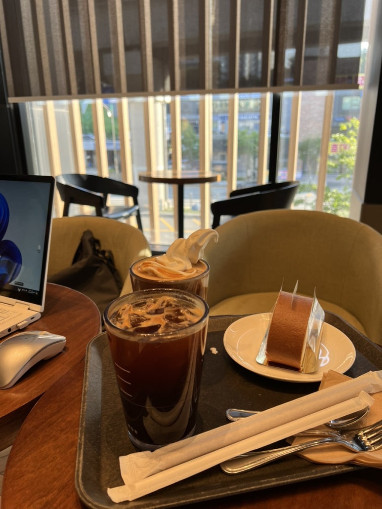폴바셋용인시청DT점 이미지